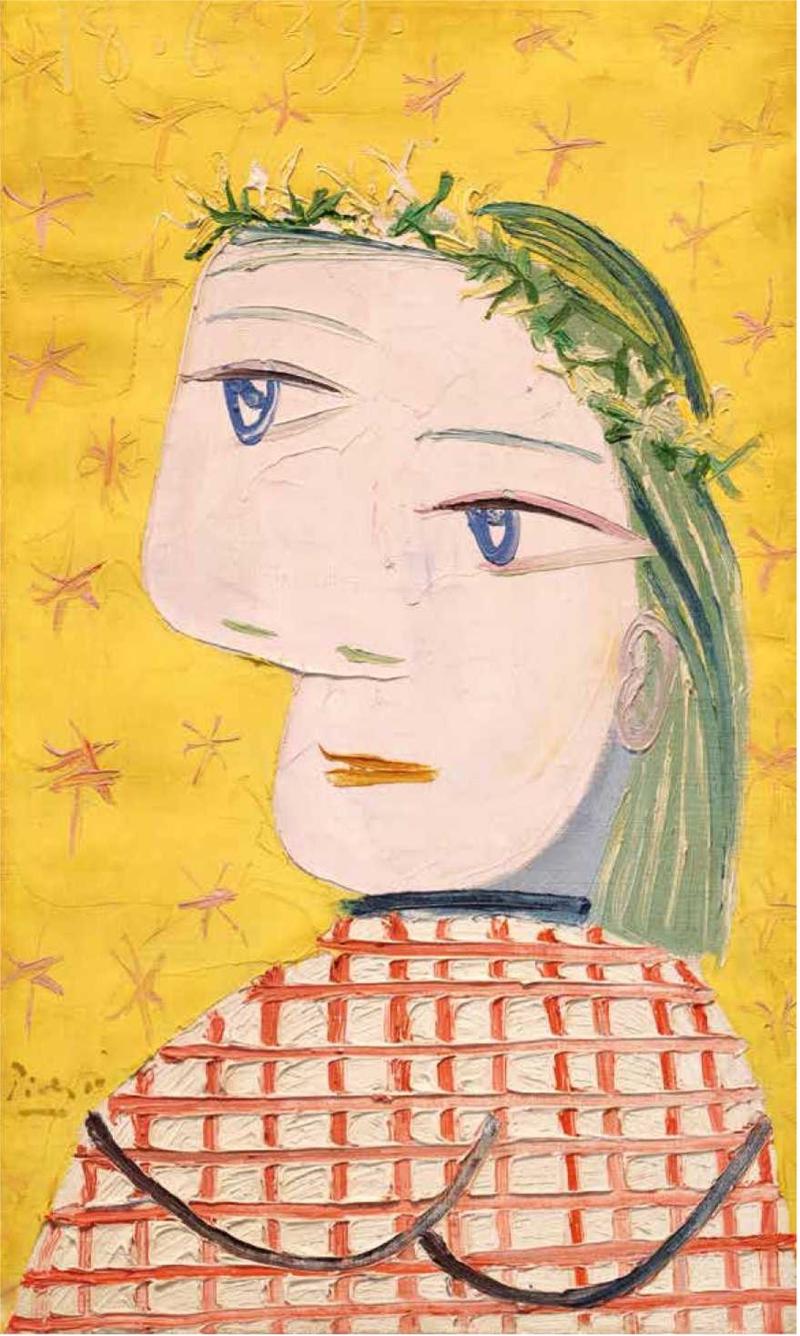 Porträt mit gelbem Hintergrund, stilisierte Figur mit asymmetrischem Gesicht und Blumenkranz, kariertem Oberteil.