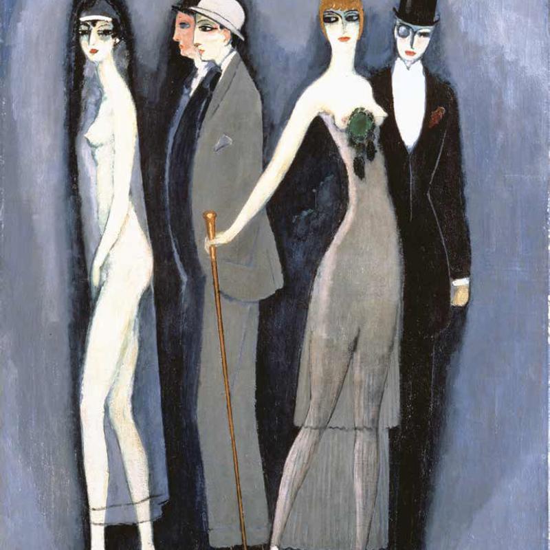 Vier stilisierte Figuren in eleganter Kleidung vor einem blauen Hintergrund, eine Frau in einem schlichten Kleid, drei weitere in Anzügen.