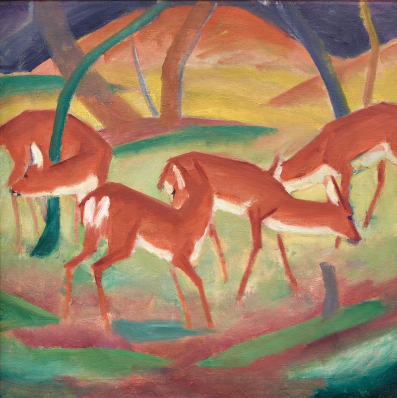 Fünf rotbraune Rehe stehen in einer bunten, impressionistischen Landschaft mit Bäumen und sanften Hügeln.