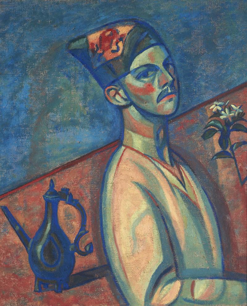 Auf dem Gemälde sieht man einen Mann mit strengem Blick und Schnurrbart. Er trägt eine bunte, spitze Mütze mit roten und grünen Mustern. Sein Gewand ist hell, mit grünen und blauen Schattierungen.

Der Mann sitzt vor einem Hintergrund in Blau und Rot.

Links neben ihm steht eine orientalisch aussehende Kanne in Dunkelblau. Rechts neben seiner Schulter wächst eine weiße Blume mit grünen Blättern.

Das Bild ist ein Selbstbildnis des Malers Alfred Wickenburg. Er hat sich hier in einer persischen Kleidung dargestellt. Das Gemälde stammt aus dem Jahr 1920.