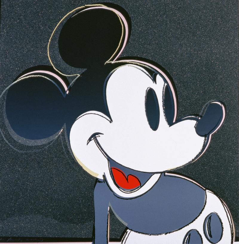 Mickey Mouse mit großem Kopf, lächelndem Gesicht und schwarzem Hintergrund, in stilisierter, grafischer Darstellung.